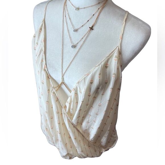 Lucky Brand 100% silk Boho Crossover Blouse size medium - Picture 4 of 14